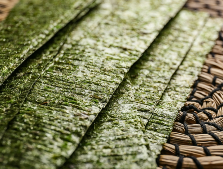 japanese yaki nori - fantastic taste, quality, and the market's thinnest, most delicate seaweed sheets