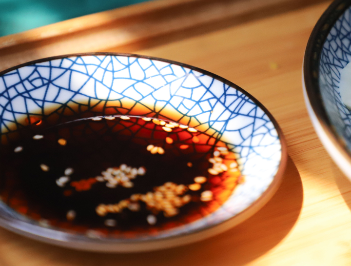 shop Lee Kum Kee soy sauce in bulk quantity, light, dark and premium chinese soy sauce options